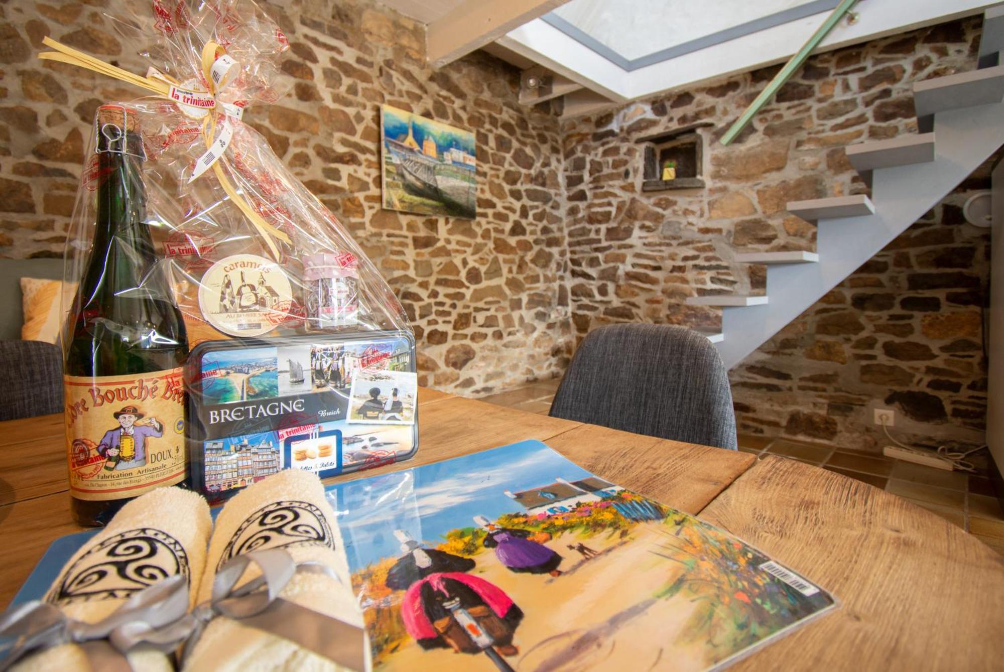 Ti Vaen I Maison Traditionnelle Bretonne & Sauna Lanvéoc Extérieur photo